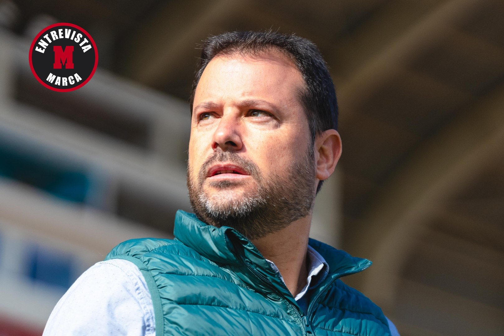 略崛起的球 略崛起的球